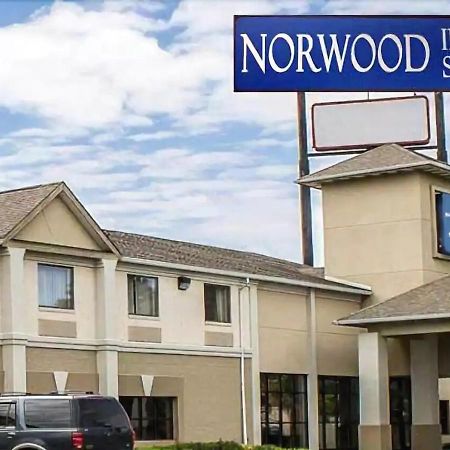 Norwood Inn & Suites Columbus Eksteriør billede